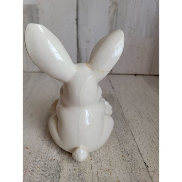 Vintage sitting rabbit egg holding bunny Easter spring decor figure - Picture 5 of 8